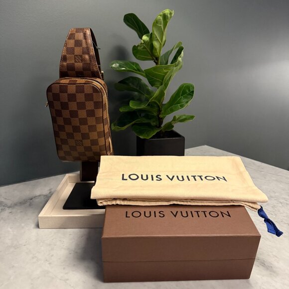 Louis Vuitton Damier Ebene Geronimo Crossbody - Picture 1 of 13
